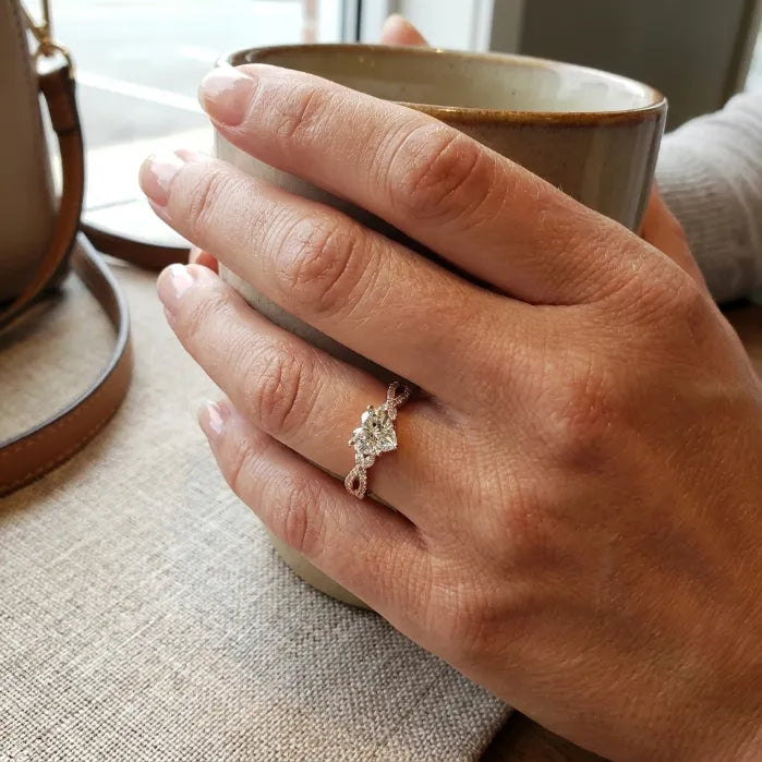 Breathtaking Fire & Brilliance:Heart Cut Diamond Intertwined Ring--Last Day Sale-90% OFF🔥