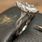 Sophisticated Grace: The Ultimate Finger-Slenderizing Statement Ring--Last Day Sale-90% OFF🔥