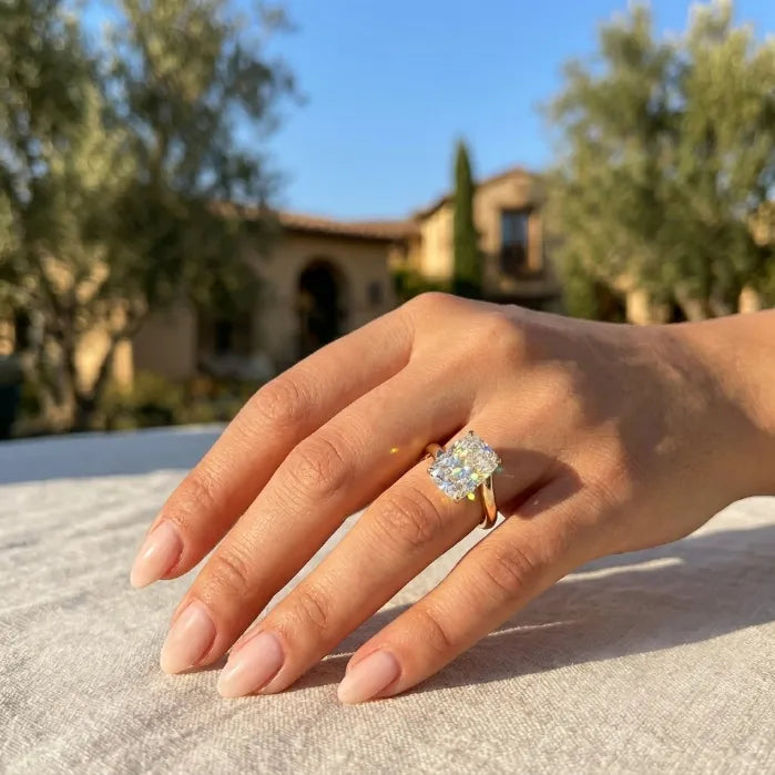 Timeless Grace Ergonomic Curvy Solitaire--Last Day Sale-90% OFF🔥
