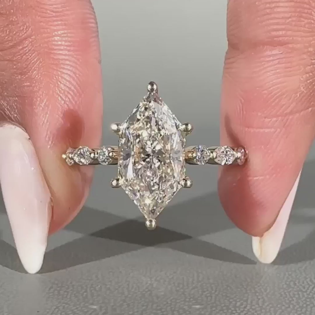 Vintage Royal Marquise Cut Ring –Last Day Sale!🔥90% OFF!-18K Gold Plated Heirloom Elegance, Finger-Slenderizing Everyday Travel Ring